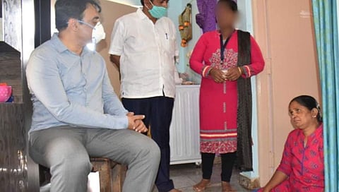 ಆಶಾ ಕಾರ್ಯಕರ್ತೆ ನಿವಾಸಕ್ಕೆ ಡಿಸಿಎಂ ಡಾ. ಅಶ್ವತ್ಥ ನಾರಾಯಣ ಭೇಟಿ