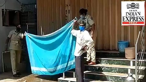 ಕರೋನಾ ಲಾಕ್ಡೌನ್ ನಡುವೆ ನಿರಾಶ್ರಿತ ನಾರಿಗೆ ಹುಬ್ಬಳ್ಳಿ ಪೋಲೀಸರ ನೆರವಿನ ಹಸ್ತ