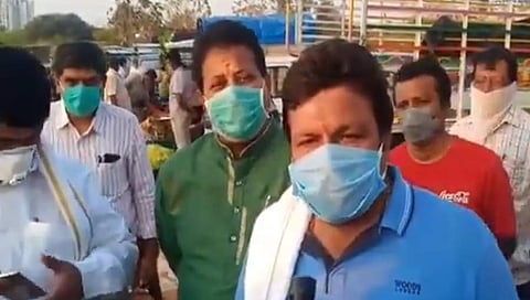 ಮಾರುಕಟ್ಟೆ ವೀಕ್ಷಣೆ ನಡೆಸಿದ ಸಚಿವ ಬಿಸಿ ಪಾಟೀಲ್ ಟೀಂ