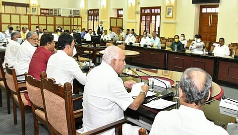 ಸಂಸದರು, ಶಾಸಕರು, ಅಧಿಕಾರಿಗಳೊಂದಿಗೆ ವಿಧಾನಸೌಧದಲ್ಲಿ ಸಭೆ ನಡೆಸಿದ ಸಿಎಂ ಯಡಿಯೂರಪ್ಪ