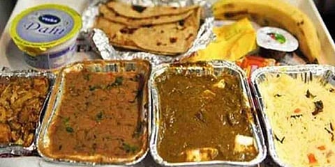 ಲಾಕ್ ಡೌನ್ ವೇಳೆ ರೈಲ್ವೆಯಿಂದ 30 ಲಕ್ಷ ಜನರಿಗೆ ಊಟ ಪೂರೈಕೆ!