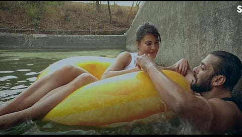 ಜಾಕ್ವೆಲಿನ್ ಫರ್ನಾಂಡೀಸ್ ಜೊತೆಗೆ ಸಲ್ಮಾನ್ ಖಾನ್