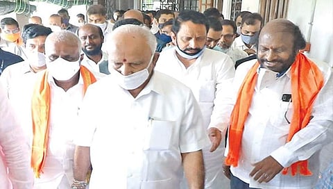 ಅಶೋಕ್ ಗಸ್ತಿ ಮತ್ತು ಈರಣ್ಣ ಕಡಾಡಿ ನಾಮಪತ್ರ ಸಲ್ಲಿಕೆ