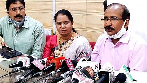 ಕಿಮ್ಸ್ ನಿರ್ದೇಶಕ ಡಾ.ರಾಮಲಿಂಗಪ್ಪ ಸುದ್ದಿಗೋಷ್ಠಿ