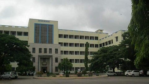 ಹುಬ್ಬಳ್ಳಿ ಕಿಮ್ಸ್ ಆಸ್ಪತ್ರೆ