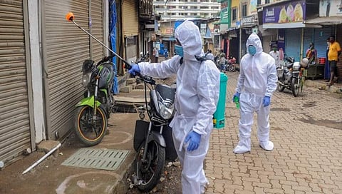 ಅಂಗಡಿಗೆ ಸೋಂಕು ನಿವಾರಕ