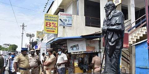 ಪೆರಿಯಾರ್ ಪ್ರತಿಮೆ