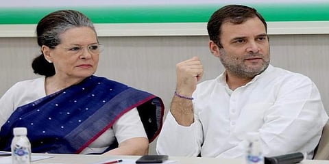 ದೇಶದ ಆರ್ಥಿಕ ಪರಿವರ್ತನೆಯಲ್ಲಿ ಪಿ ವಿ ನರಸಿಂಹ ರಾವ್ ಪಾತ್ರ ಪ್ರಮುಖ: ಸೋನಿಯಾ, ರಾಹುಲ್