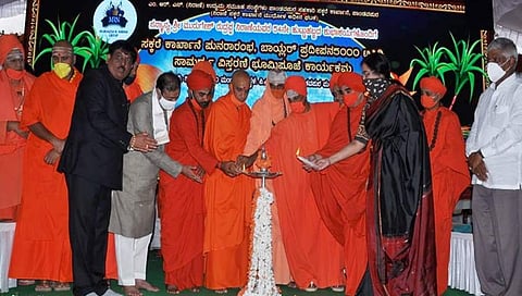 ವಿವಿಧ ಮಠಾಧೀಶರಿಂದ ಪಿಎಸ್ಎಸ್ಕೆ ಸಕ್ಕರೆ ಕಾರ್ಖಾನೆ ಪುನರ್ ಆರಂಭ