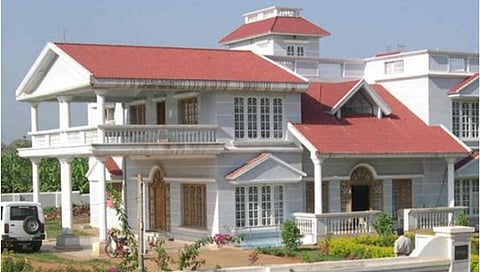 ಗಾಜನೂರು ಮನೆ