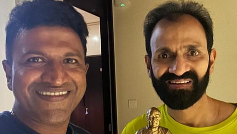 ಪುನೀತ್ ಜೊತೆಗಿನ ಸೆಲ್ಫೀ ಹಂಚಿಕೊಂಡಿರುವ ರಾಘವೇಂದ್ರ ರಾಜ್ ಕುಮಾರ್