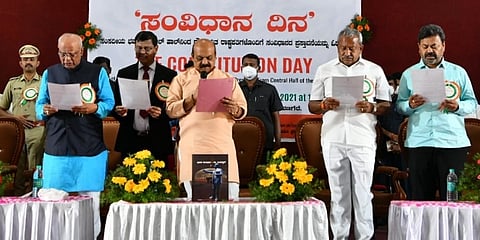 ಸಂವಿಧಾನದ ಪ್ರಸ್ತಾವನೆ ಓದಿದ ಸಿಎಂ ಬೊಮ್ಮಾಯಿ