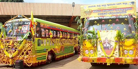 ರಾಜ್ಯೋತ್ಸವದಂದು ಅಲಂಕರಿಸಲಾದ ಬಸ್ಸುಗಳು