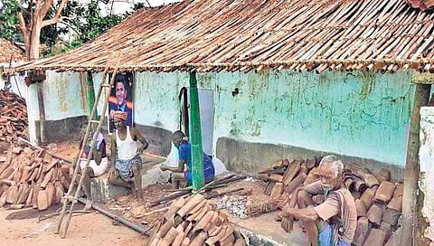 ದೊಡ್ಡಗಾಜನೂರಿನಲ್ಲಿರುವ ಡಾ ರಾಜ್ ಕುಮಾರ್ ಪೂರ್ವಿಕರ ಮನೆ