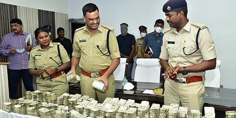 ಜಪ್ತಿ ಮಾಡಿದ ಹಣ