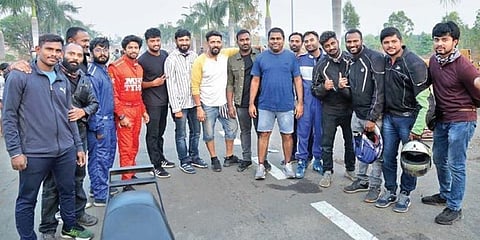 ಜೇಮ್ಸ್ ಚಿತ್ರ ತಂಡ