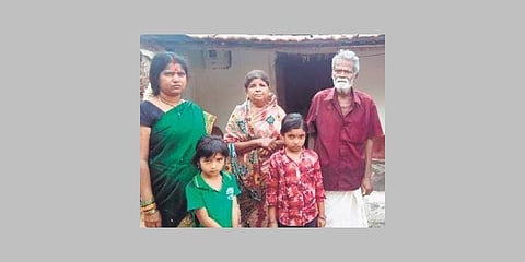 ದು:ಖತಪ್ತ ಜಯಶಂಕರ್ ಕುಟುಂಬ ಸದಸ್ಯರು
