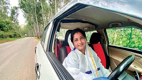 ತುಳಸಿ ಲವಕುಮಾರ್.