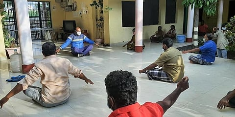 ರಾಘವೇಂದ್ರ ಅವರಿಂದ ಯೋಗಾಭ್ಯಾಸ