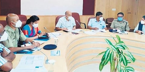 ಮುಖ್ಯ ಕಾರ್ಯದರ್ಶಿ ರವಿಕುಮಾರ್ ನೇತೃತ್ವದ ಸಭೆ