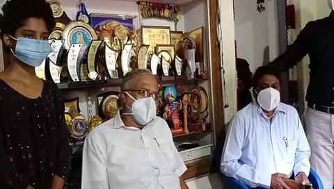 ಎಸ್.ಸುರೇಶ್ ಕುಮಾರ್ ಅವರು ಗ್ರೀಷ್ಮಾ ನಾಯಕ್ ಎನ್. ಅವರ ನಿವಾಸದಲ್ಲಿ