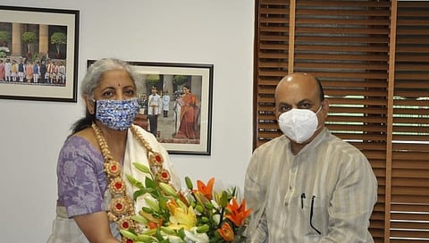 ಕೇಂದ್ರ ಹಣಕಾಸು ಸಚಿವೆ ನಿರ್ಮಲಾ ಸೀತಾರಾಮನ್ ಅವರನ್ನು ಭೇಟಿ ಮಾಡಿದ ಸಿಎಂ ಬೊಮ್ಮಾಯಿ