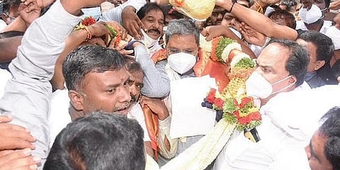 ಸಿದ್ದರಾಮಯ್ಯ ಅವರಿಗೆ ಕಾಂಗ್ರೆಸ್ ಕಾರ್ಯಕರ್ತರ ಸ್ವಾಗತ