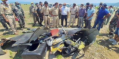 ದ್ರುವ್ ಹೆಲಿಕಾಪ್ಟರ್ ಪತನ (ಪಿಟಿಟಿಚಿತ್ರ)