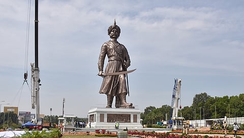 ಕೆಂಪೇಗೌಡ ಪ್ರತಿಮೆ