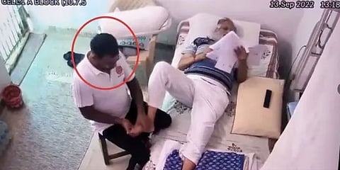 ಜೈಲಲ್ಲಿ ಸತ್ಯೇಂದ್ರ ಜೈನ್ ಮಸಾಜ್ ಸೇವೆ