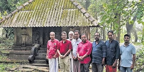 600 ವರ್ಷಗಳ ಹಳೆಯ ಶಿವಾಲಯ ಜೀರ್ಣೋದ್ಧಾರಕ್ಕೆ ಒಗ್ಗೂಡಿದ ಮುಸ್ಲಿಮರು