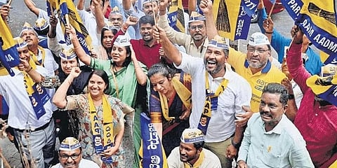 ಎಎಪಿ ಕಾರ್ಯಕರ್ತರ ವಿಜಯೋತ್ಸವ