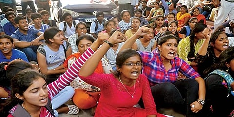 ವಿದ್ಯಾರ್ಥಿಗಳ ಪ್ರತಿಭಟನೆಯ ಚಿತ್ರ