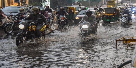 ಬೆಂಗಳೂರು ನಗರದಲ್ಲಿ ಭಾರಿ ಮಳೆ