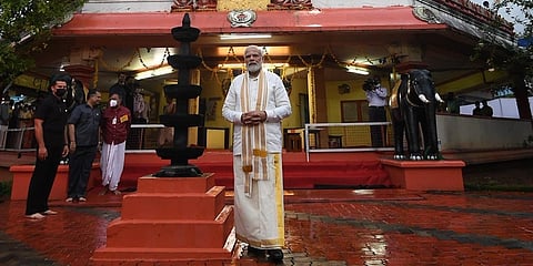ಕಾಂಚಿ ಕಾಮಕೋಟಿ ಪೀಠದಲ್ಲಿ ಪ್ರಧಾನಿ ನರೇಂದ್ರ ಮೋದಿ