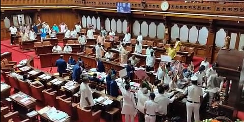 ಪರಿಷತ್ ನಲ್ಲೂ Paycm ಪೋಸ್ಟರ್ ಗದ್ದಲ