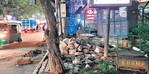 ಪಾದಚಾರಿ ಮಾರ್ಗ