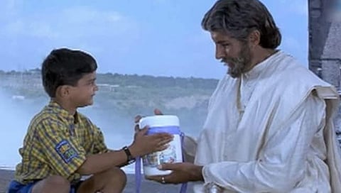 ಸೂರ್ಯವಂಶಂ ಸಿನಿಮಾ ಸ್ಟಿಲ್