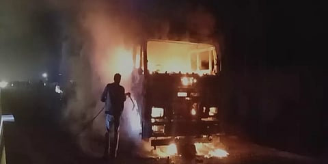 ಅಪಘಾತಕ್ಕೆ ಕಾರಣವಾದ ಟ್ರಕ್