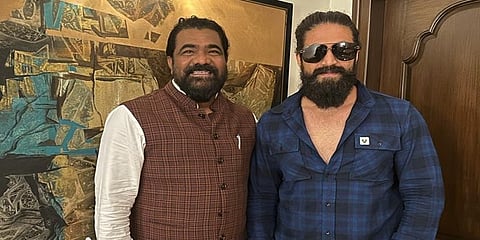 ನಿರ್ಮಾಪಕ ವೆಂಕಟ್ ಕೋಣಂಕಿ ನಾರಾಯಣ ಜೊತೆ ಯಶ್