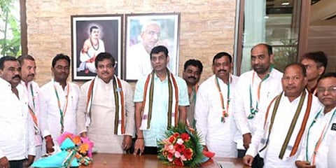 ಎಂಬಿ ಪಾಟೀಲ್ ಸಮ್ಮುಖದಲ್ಲಿ ಕಾಂಗ್ರೆಸ್ ಸೇರ್ಪಡೆಯಾದ ಏಳು ಸದಸ್ಯರು
