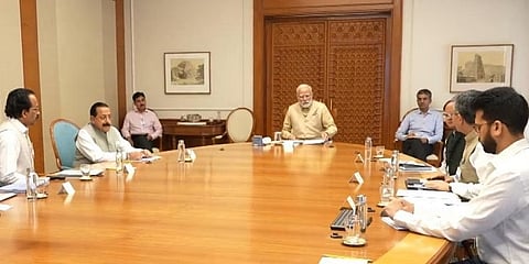 ಇಸ್ರೋ ವಿಜ್ಞಾನಿಗಳೊಂದಿಗೆ ಪ್ರಧಾನಿ ಮೋದಿ ಸಭೆ