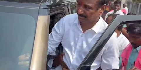 ಬಿಆರ್ಎಸ್ ಸಂಸದ ಪ್ರಭಾಕರ್ ರೆಡ್ಡಿಗೆ ಚಾಕು ಇರಿತ