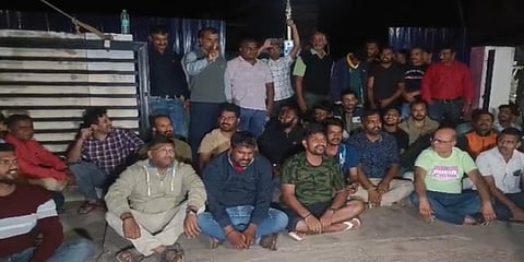 ವಕೀಲರ ಪ್ರತಿಭಟನೆ ಚಿತ್ರ