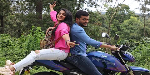 ಅರ್ಧಂಬರ್ದ ಪ್ರೇಮಕಥೆ ಚಿತ್ರದ ಸ್ಟಿಲ್