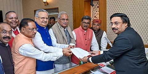 ಸ್ಪೀಕರ್ ಚುನಾವಣೆಗೆ ನಾಮಪತ್ರ ಸಲ್ಲಿಸಿದ ರಮಣ್ ಸಿಂಗ್