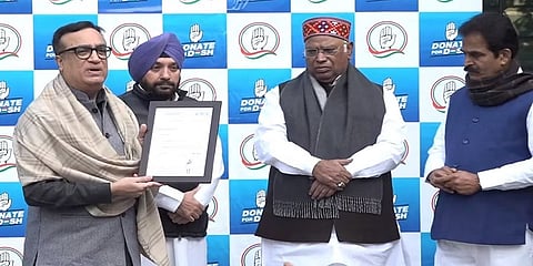 ಎಐಸಿಸಿ ಅಧ್ಯಕ್ಷ ಮಲ್ಲಿಕಾರ್ಜುನ ಖರ್ಗೆ ಮತ್ತಿತರರು