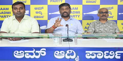 ಸುದ್ದಿಗೋಷ್ಠಿಯಲ್ಲಿ ಮಾತನಾಡಿದ ಎಎಪಿ ರಾಜ್ಯ ಮಾಧ್ಯಮ ಸಂಚಾಲಕ ಜಗದೀಶ್ ವಿ. ಸದಂ