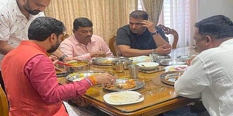 ಸಿಟಿ ರವಿ ಬಾಡೂಟ ಸವಿದರು ಎನ್ನಲಾದ ಫೋಟೋ