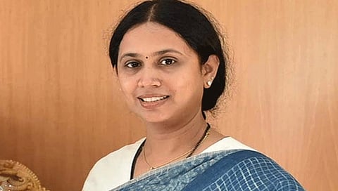 ಲಕ್ಷ್ನಿ ಹೆಬ್ಬಾಳ್ಕರ್